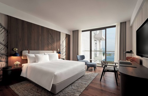 Bai Chay Hotel | The Yacht Hotel by DC