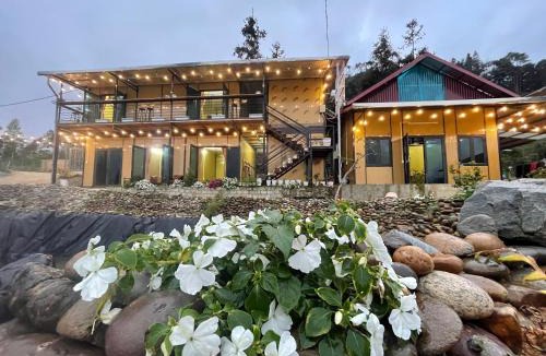 Bac Ha House | Thu Mán đỏ Homestay - Happy Farm Bắc Hà