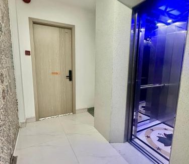 Ho Chi Minh City Apartment | Toà nhà - P405 căn hộ mini Trung tâm thành phố HCM