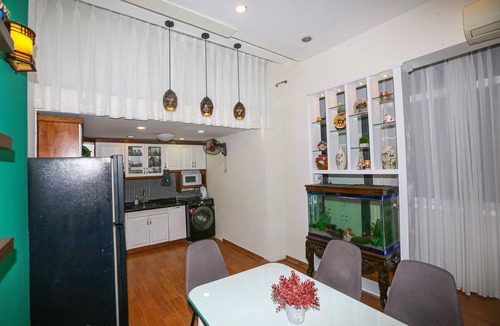 Hang Trong House | To's Charming House HB