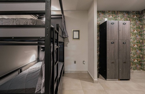 Benito Juarez Cabin | Top Bed | Mixed Shared Room