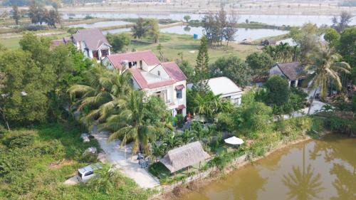 Tra Que Vegetable Village House | Tra Que Riverside Homestay