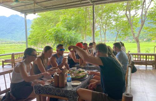 Mai Chau House | Truong Huy Homestay