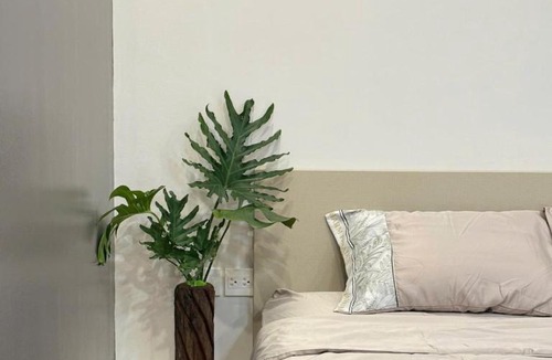 Van Giang House | Tuna Home, vinhomes ocp2, Phòng ban công king size