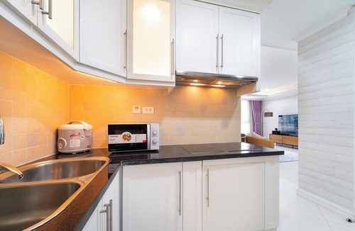 Ben Nghe Apartment | TV Lancaster D1 3BR Walk to City Center