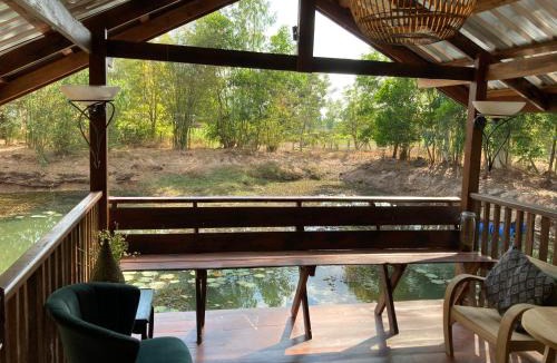 Na Muang House | Up The Farm with Patch and Paul Homestay Talay Bua Daeng