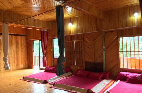 Bac Ha House | Vĩ Homestay