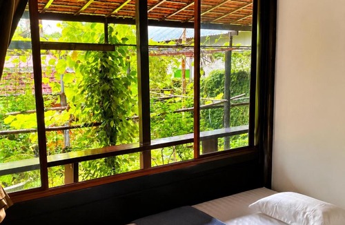 Huong Thuy Cabin | Vũ Di Homestay