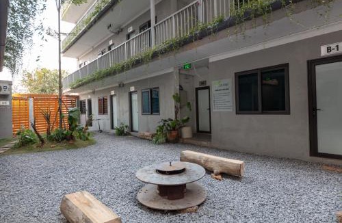 Thach That Apartment | V-Village Apartment