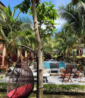 Ong Lang Hotel | Valentina village resort