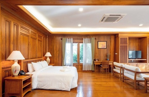 Tak Hotel | Vanasin Residence