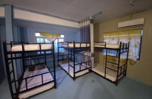 Vang Vieng House | Vang Vieng Queen's- Mountain view Hotel