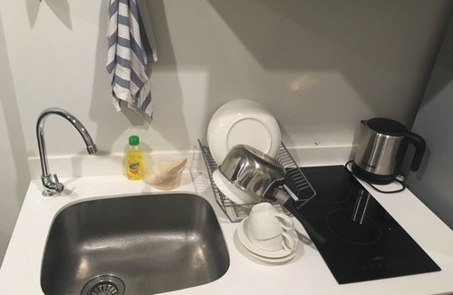 Huai Khwang Condo | Very well-maintained and Self-contained 1bedroom apartment near Thonglor