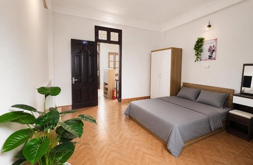 Yen Phu Bed & Breakfast | Viet Stay An Duong 1- west lake home