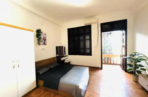 Yen Phu Bed & Breakfast | Viet Stay An Duong 2 - west lake home