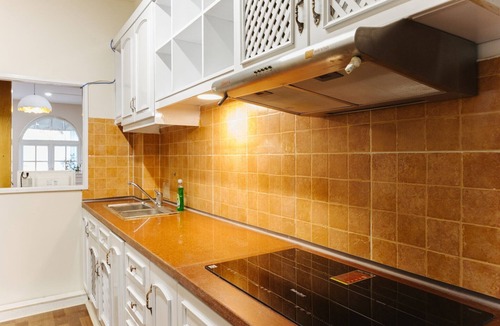 Hang Bai Apartment | VietHOME Pho Hue 301 - 4pax/Netflix/FREE Laundry/Lift