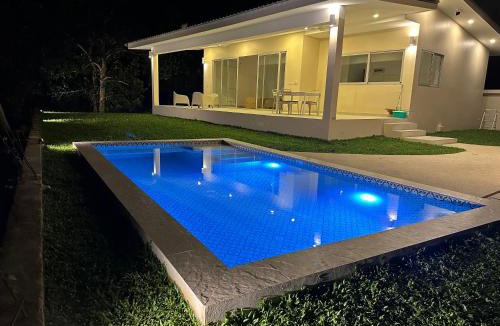 Thong Krut Villa | Villa Colette