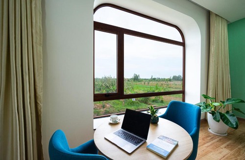 Ba Tri Hotel | VinaEcolife Lodge