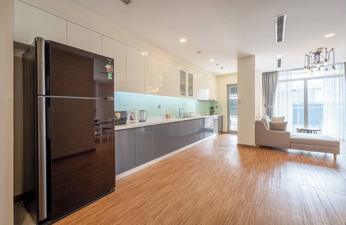 Hang Xanh Apartment | Vinhomes Central Park Apartment by Hava