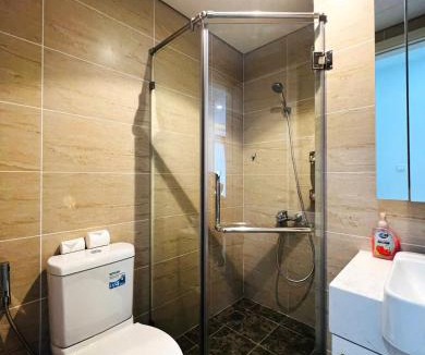 Trung Hoa Nhan Chinh Apartment | Vinhomes D'Capitale Luxury Apartment Hanoi - Mixi Homes