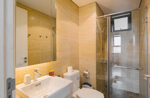 Trung Hoa Nhan Chinh Apartment | Vinhomes Dcapital Byscore Apartment