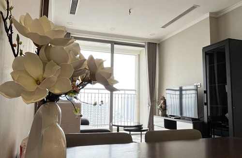Tu Liem Apartment | Vinhomes Gardenia - 2 Brs Apartment