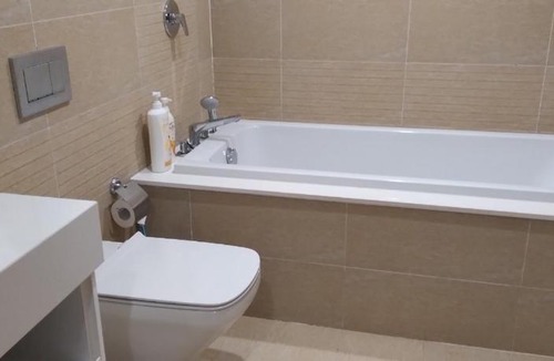 Ngoc Khanh Apartment | Vinhomes Metropolis 1Br Mai-homestay