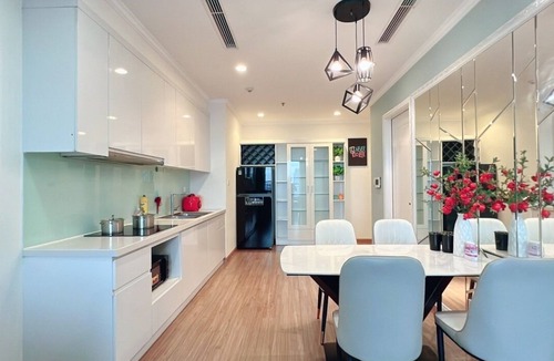 Hoang Mai Apartment | Vinhomes Times City 2 Bedrooms Apartment