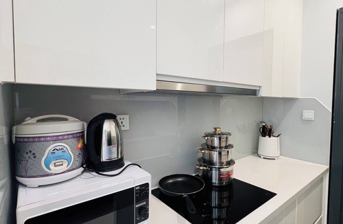 My Đinh Apartment | Vinhomes Sky Lake – 2 Bedrooms & 2 Bathrooms, City View