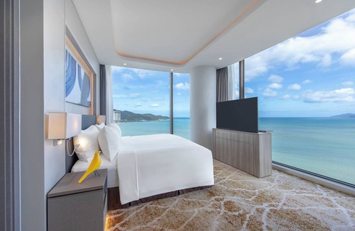 Vinh Hai Hotel | voco Scenia Bay Nha Trang by IHG