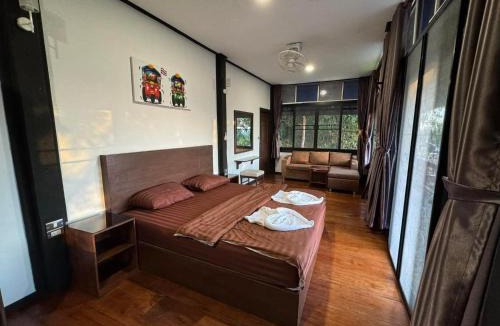 San Pa Thong House | Wanwan Lanna By Pat