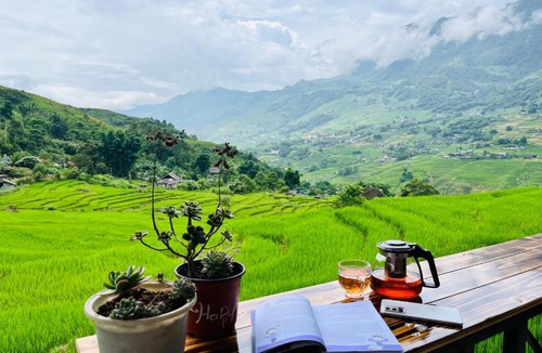 Sa Pa Ski Chalet | Wooden House Happiness Authentic Dao Village Escape