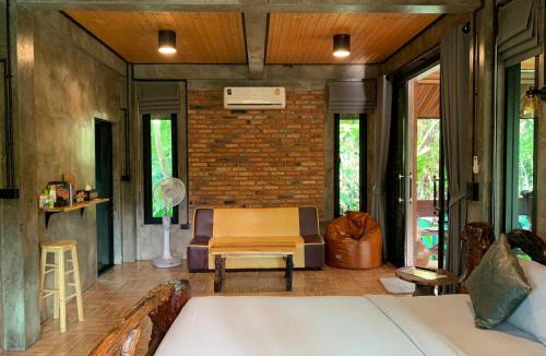 Sai Thai House | Wooden House Krabi Town