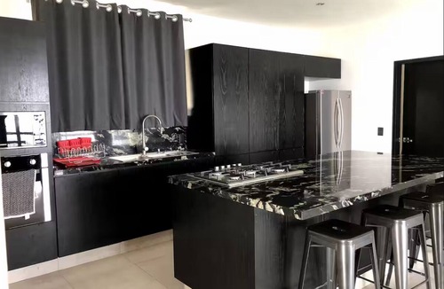 Chantepec Apartment | Work with a view of the lake, surrounded by natural attractions.