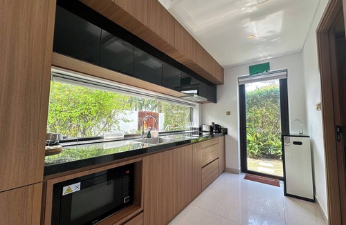 Dien Duong Villa | Wyndham ocean villas