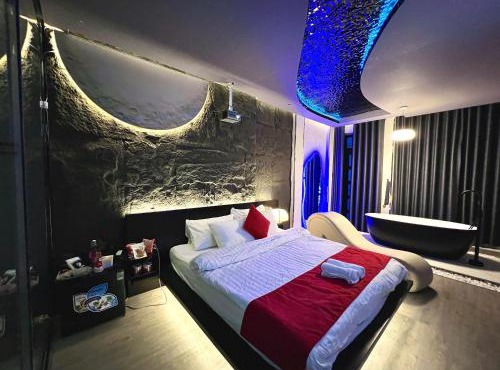 Đào Hoa Love Hotel Sài Gòn