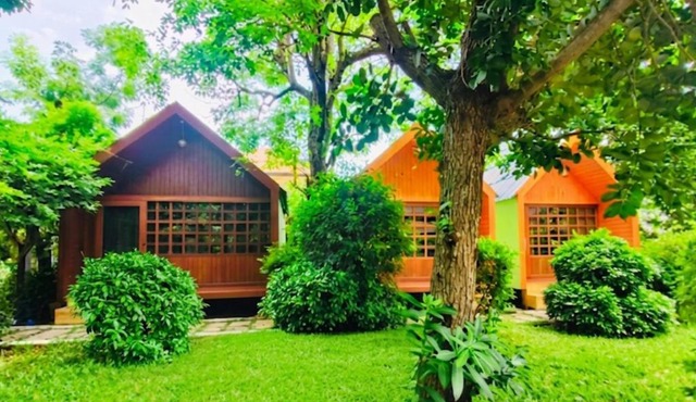 สวนไมตรีจิต รีสอร์ท Suan Maitrichit Resort