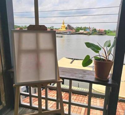 เฉื่อย โฮมสเตย์ in Nonthaburi