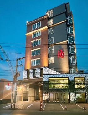 โรงแรมริเวอร์ ซิตี้ ปัตตานี in Ban Ru Sa Mi Lae