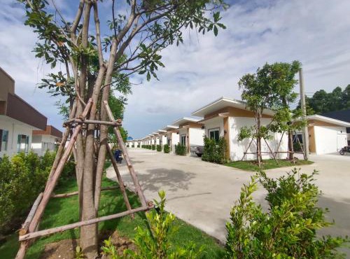 โรงแรม พรีโม รีสอร์ท in Ban Bang Phang
