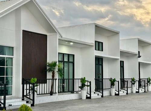 ไทบ้านโอโซน ปากคาด Thaibaanozone Pakkhat in Pak Khat