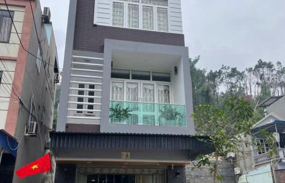 Ớt Family - 128 Cái Bèo - Homestay Cat Ba