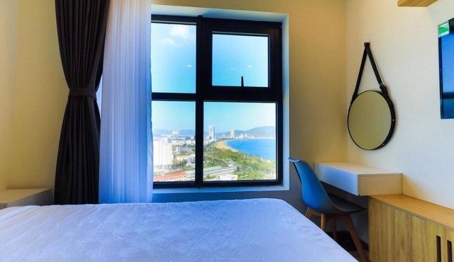 1 minutes to the theme Sea! Family-sized condo with modern amenities