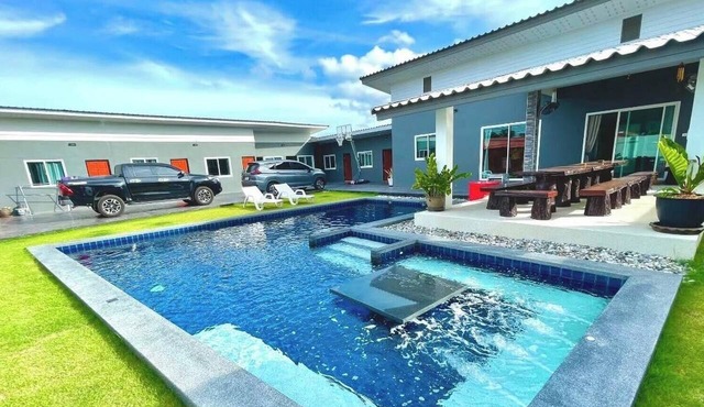 12 BR Pool Villa Near Mabprachan Lake Pattaya