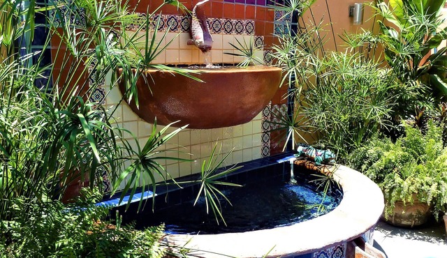 1BED/1BATH~ZONA DORADA~1 BLOCK to BEACH~FULL KITCHEN~HEATED POOL~A/C~LAUNDRY in Bucerías