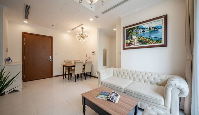 2 Bedroom Apartment- Vinhomes Landmark 81