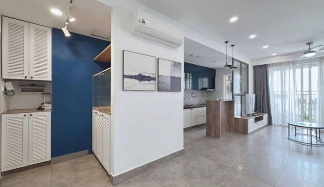 3 Bedroom 2 Bathroom apartment
