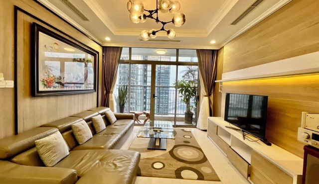 3 Bedroom Apartment For Rent at Vinhomes Central Park