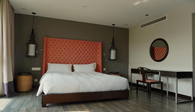 4BR Private Pool Villa - 1 Min to Beach - Premier Village Da Nang in Da Nang