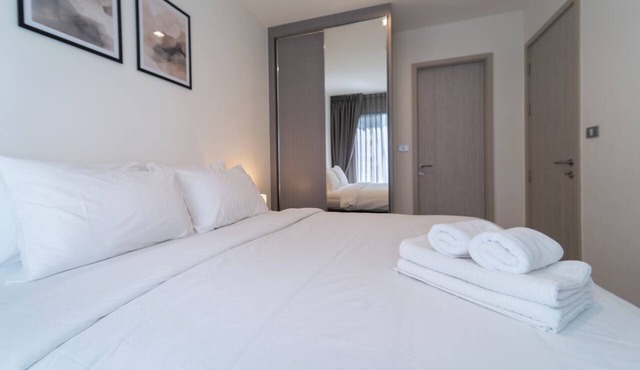 5 Star Sukhumvit 1BR apt Pool, Gym, Sauna Thong lo in Krung Thep Maha Nakhon